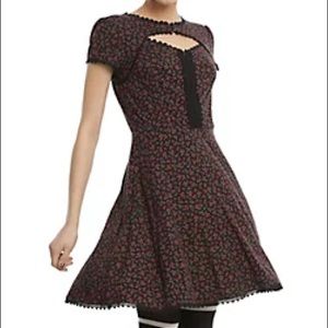 Like new black red floral rockabilly pinup dress m
